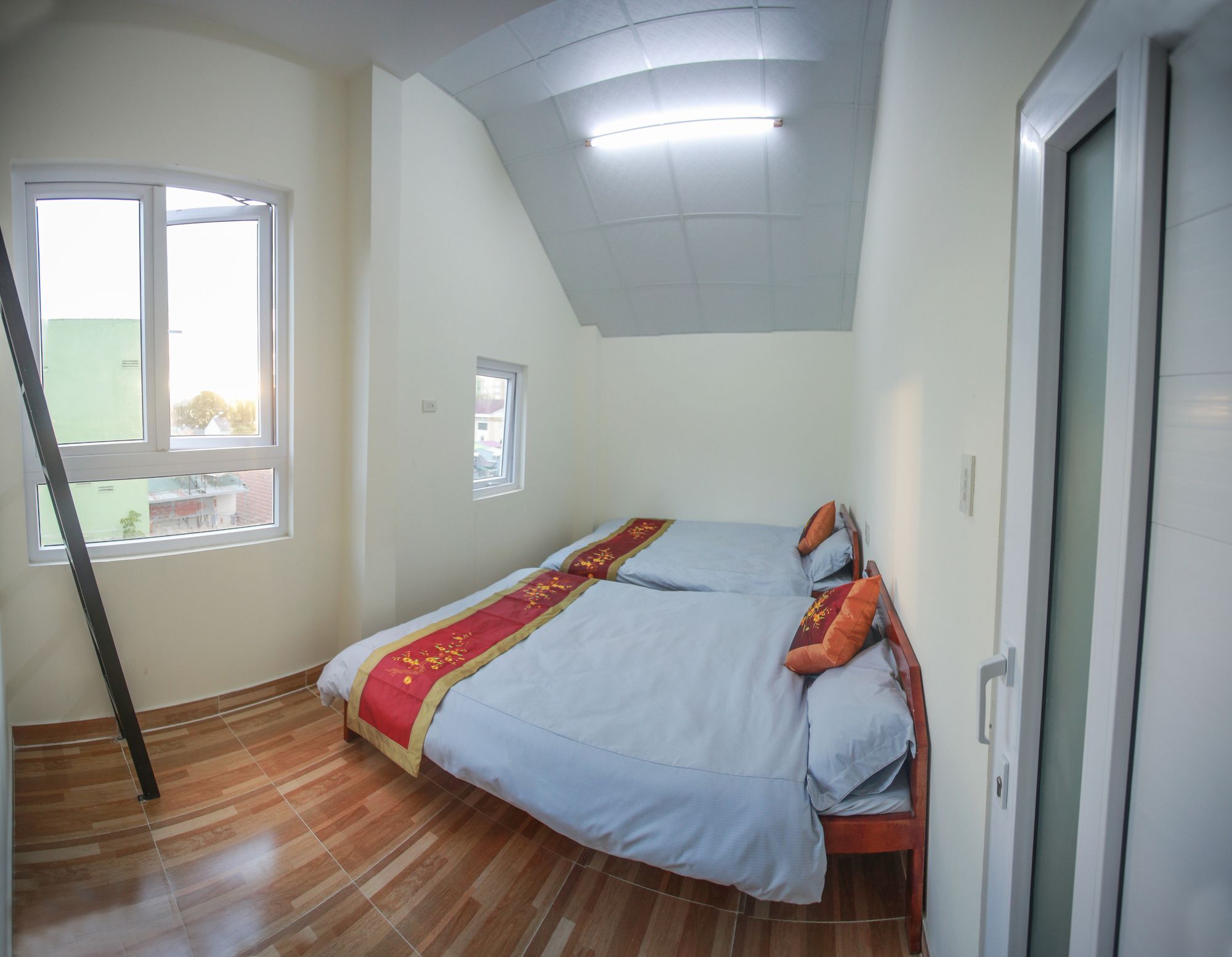 Spider Hostel Далат Экстерьер фото